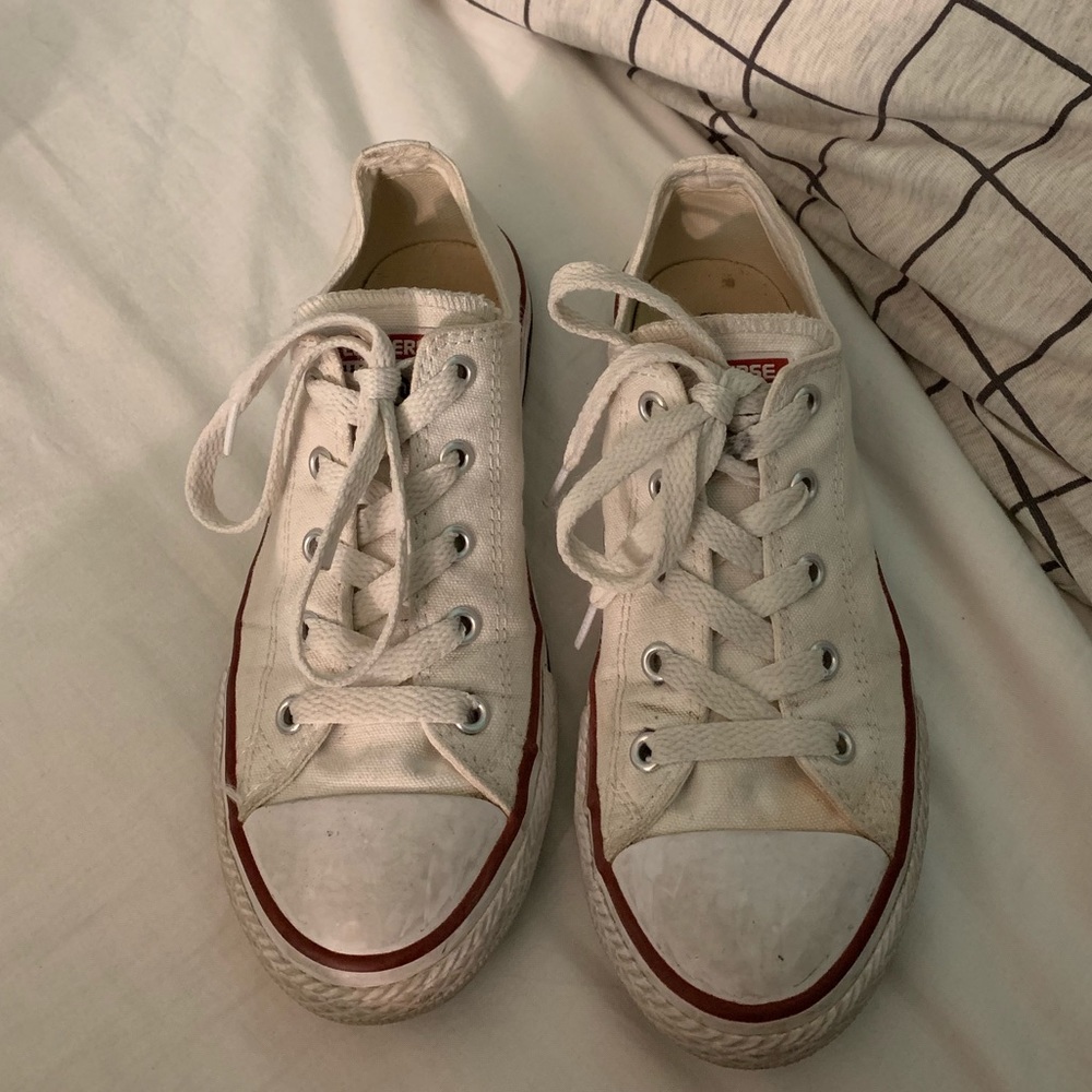 Low Top White Converse